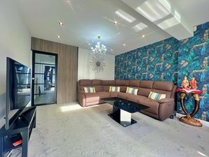 Photo 4- click for photo gallery